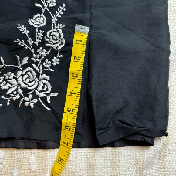 Vintage Bob Mackie Studio sleeveless floral embroidered silk little black dress - Picture 7 of 11